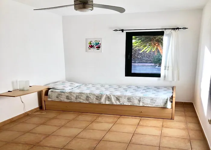 Villa Villa- Sleep6- Private Pool And Hot Tub