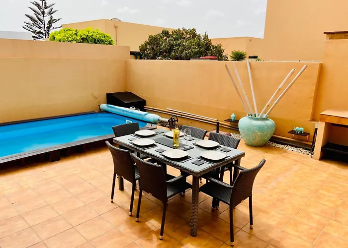 Villa Villa- Sleep6- Private Pool And Hot Tub *