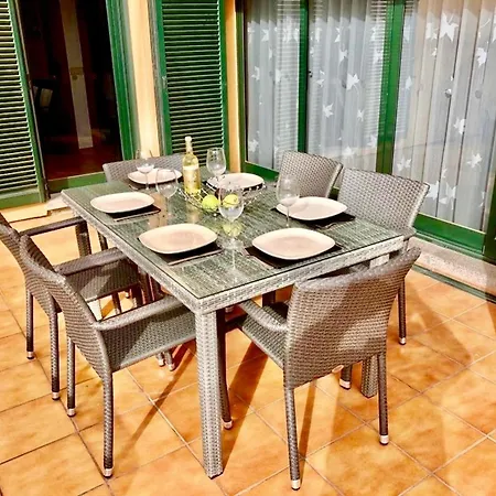 Villa- Sleep6- Private Pool And Hot Tub Corralejo