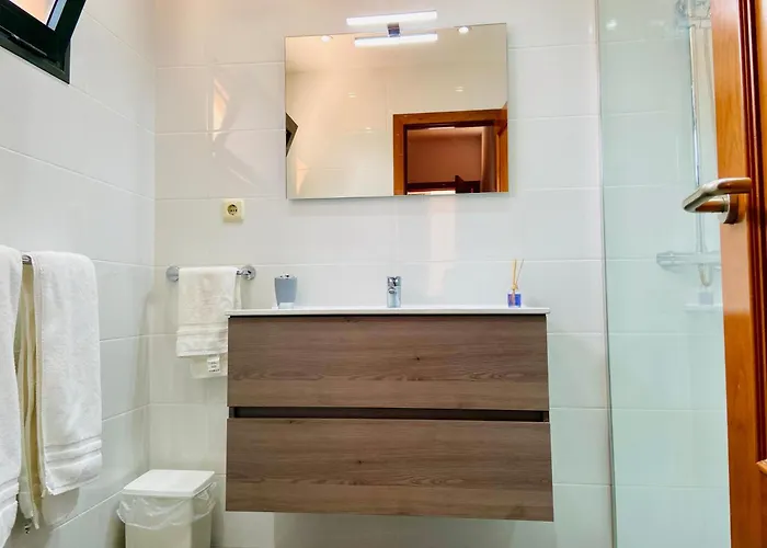 别墅 Villa- Sleep6- Private Pool And Hot Tub *