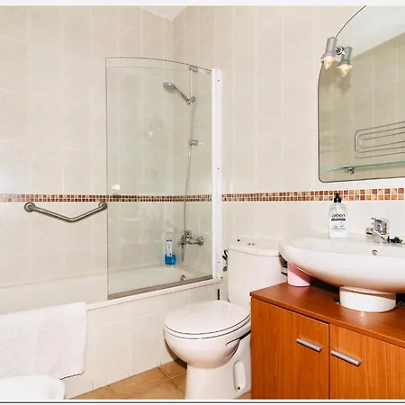 Villa- Sleep6- Private Pool And Hot Tub *